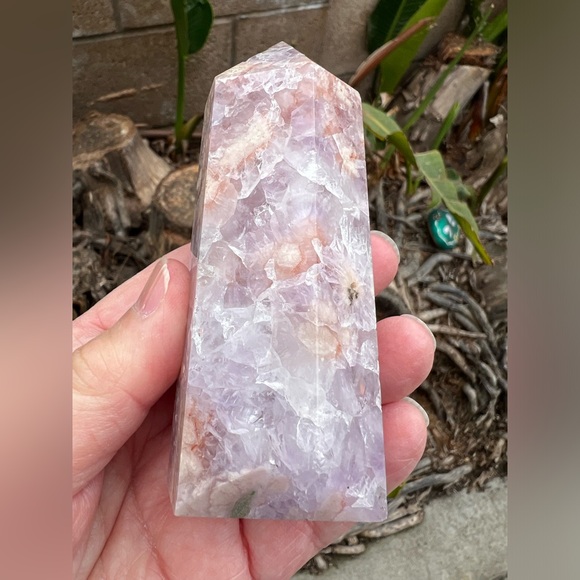 Brazilian Pink Amethyst Purple Flower Agate Tower - Picture 9 of 11